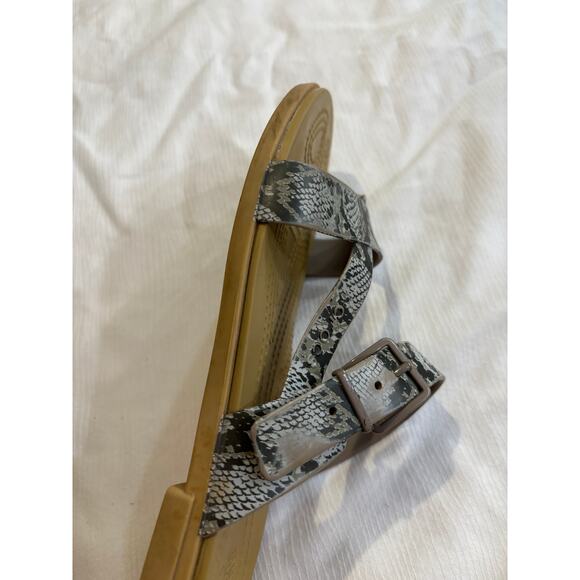 Crocs Iconic Tulum Toe Post Womens Size 9 Sandals Snake Print Open Toe Slides - Picture 10 of 13